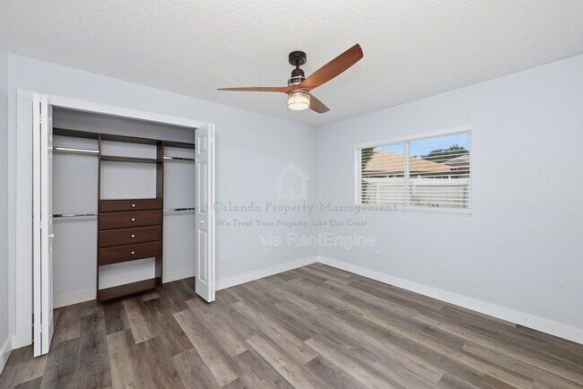 Building Photo - 15601 Grays Harbor Way
