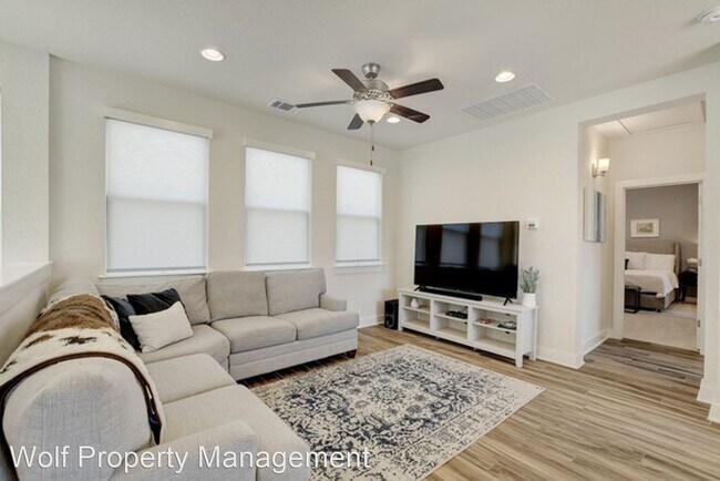 Building Photo - 3 br, 2 bath House - 1925 Sharper Mews  Un...
