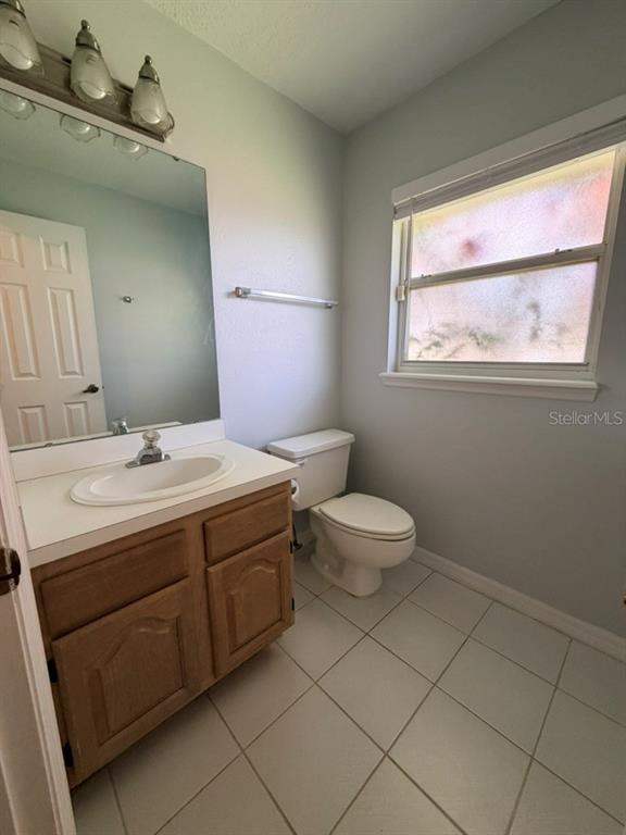Building Photo - 1207 Almond Tree Ct