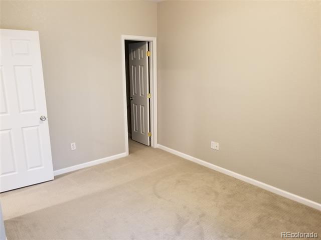 Building Photo - 913 S Zeno Way