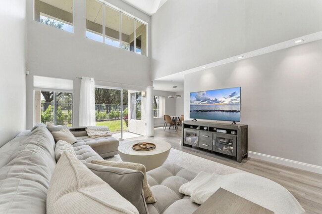 Building Photo - 6706 Boca Pines Trail
