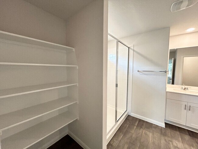 Building Photo - New 4 Bd 2 Ba Home Available for Move In!