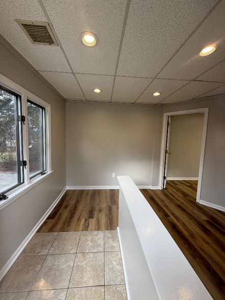 Building Photo - 2392 US-6