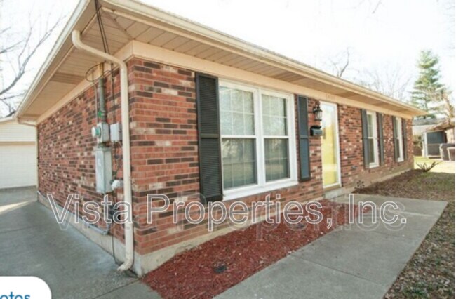 Building Photo - 5406 Chestnutwood Way