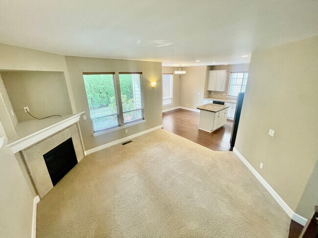 Building Photo - Well Appointed, Open Floor Plan 3-bedroom, 2.5-bathroom home in Beaverton