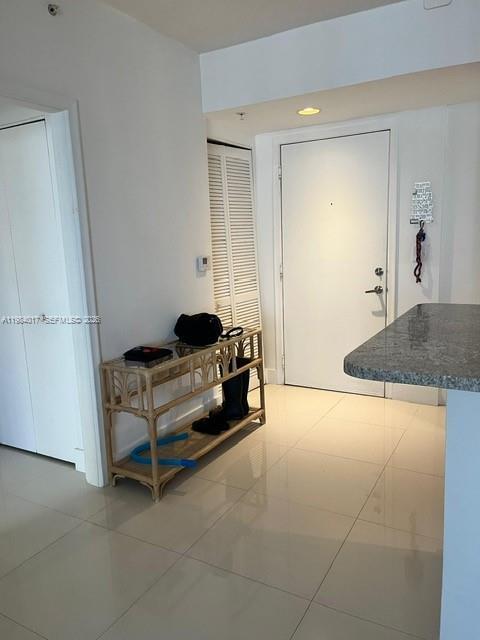 Building Photo - 18800 NE 29th Ave