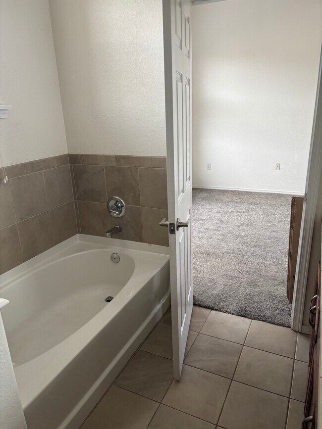 Building Photo - 15460 Canyon Gulch Ln