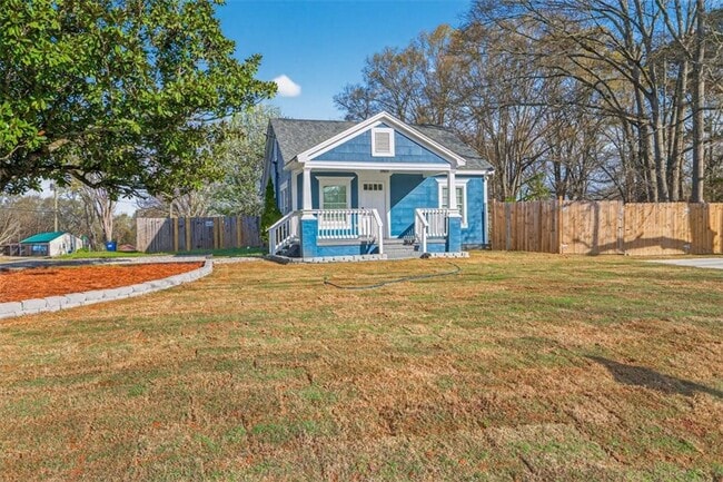 Building Photo - 240 E 5th Ave