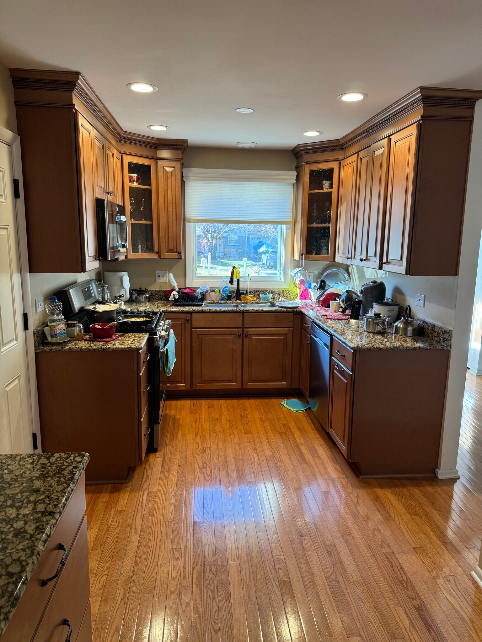 Building Photo - 7S485 Lynn Dr