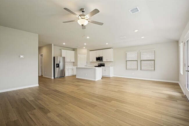 Building Photo - 3409 Copperwood Dr