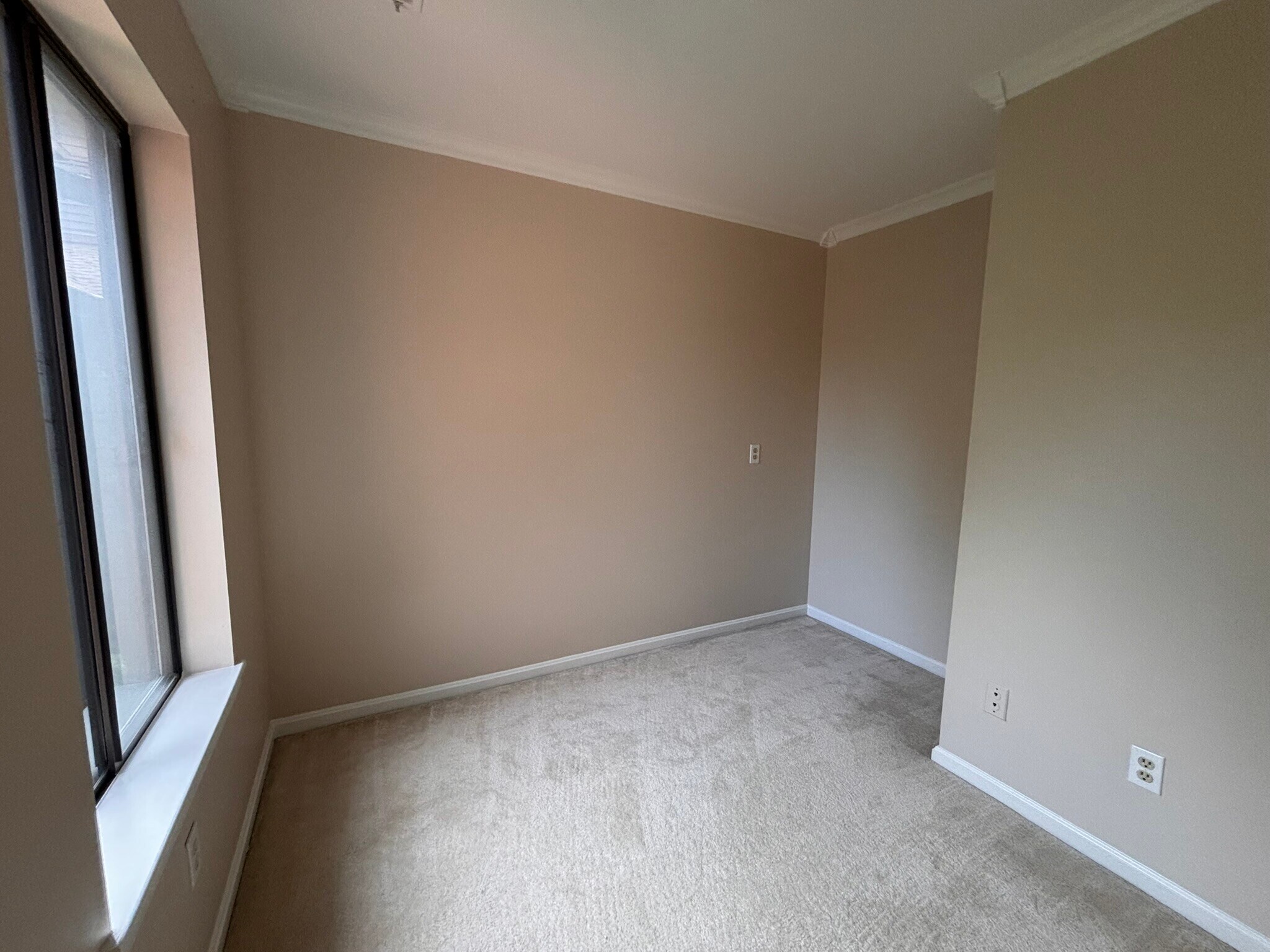 Office Area behind Fireplace - 2807 Lee Oaks Ct