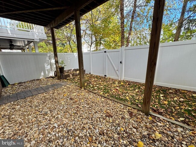 Building Photo - 2959 Chesham St