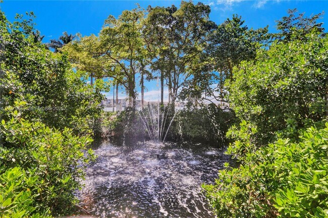 Building Photo - 2801 NE 183rd St