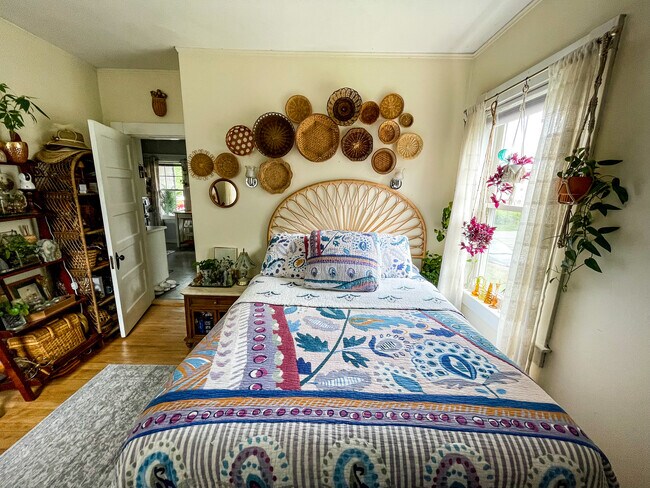 Bedroom 2 - 415 Highland St