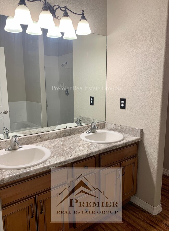 Building Photo - 6679 Bethesda Point