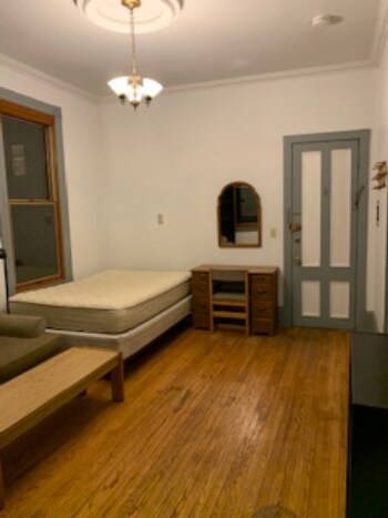 Building Photo - 127 College Ave