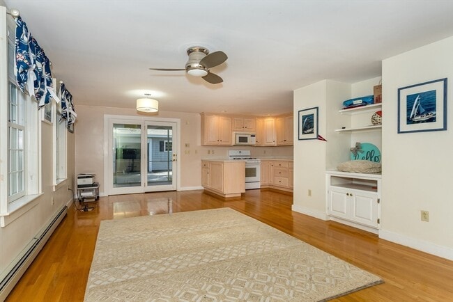 Building Photo - 34 Brush Hill Ln