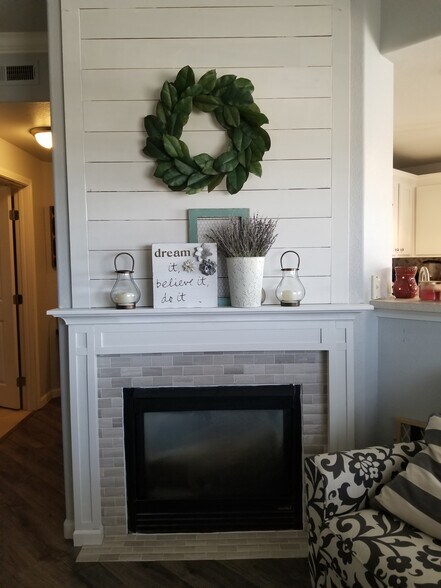 Living room fireplace - 6964 ASH CREEK HTS