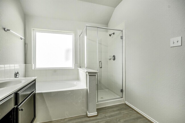 Building Photo - 3107 Andlor Hills Dr