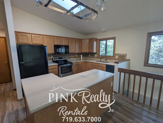 Building Photo - 19935 Hamal Dr