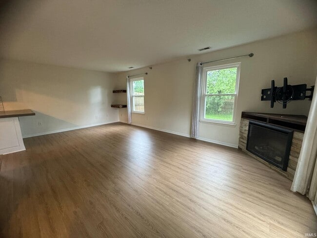 Building Photo - 3878 S Bushmill Dr