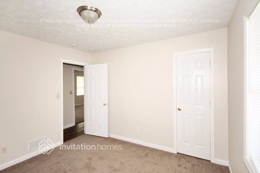 Building Photo - 75 Autumn Cove