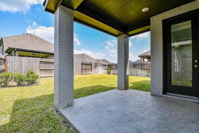 Building Photo - 943 Malibu Shr Ln