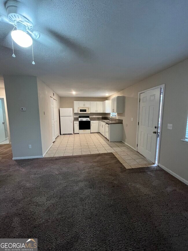 Building Photo - 117 Seaparc Cir