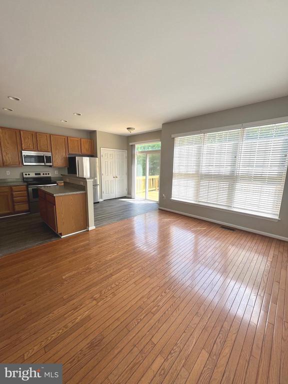 Building Photo - 15697 Palermo Terrace