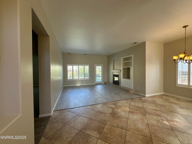 Building Photo - 10175 Coyote Creek Ct