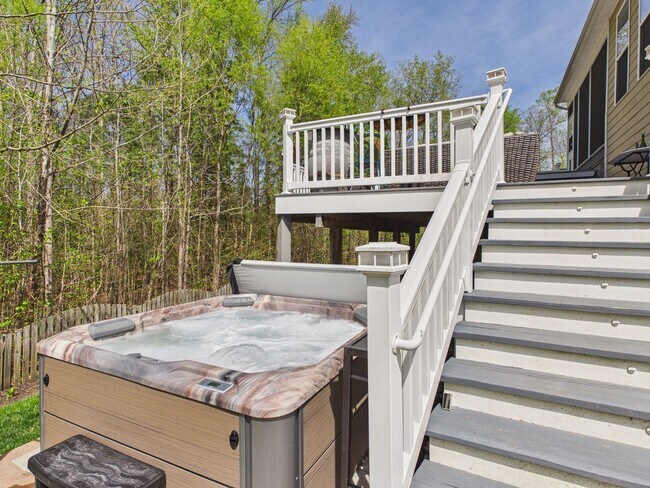 Building Photo - 12106 Golden Aster Terrace