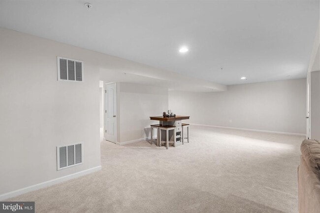 Building Photo - 6640 Timber Ridge Ln