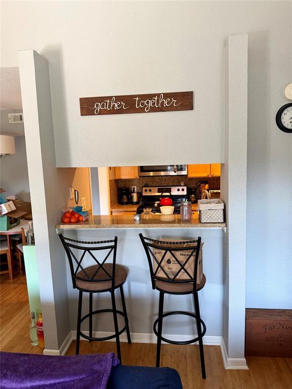 Building Photo - 3204 Menchaca Rd