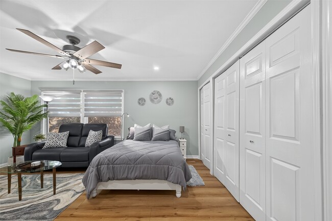 Building Photo - 407 Fairbanks St