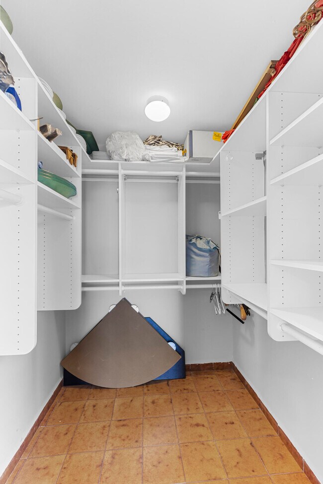 Building Photo - 3951 N Ocean Blvd