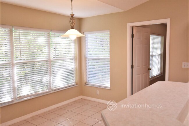 Building Photo - 434 Pendrey Dr
