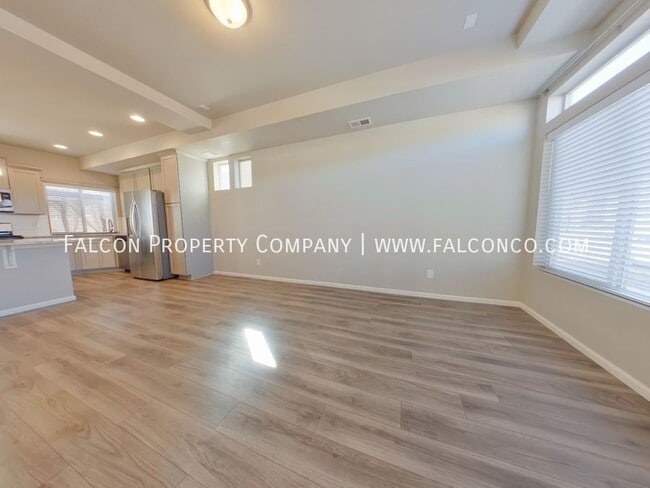 Building Photo - 6141 Callan Dr