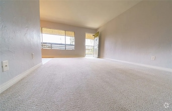 Building Photo - WELL MAINTAINED CONDO AT CREEKSIDE VILLAGE!