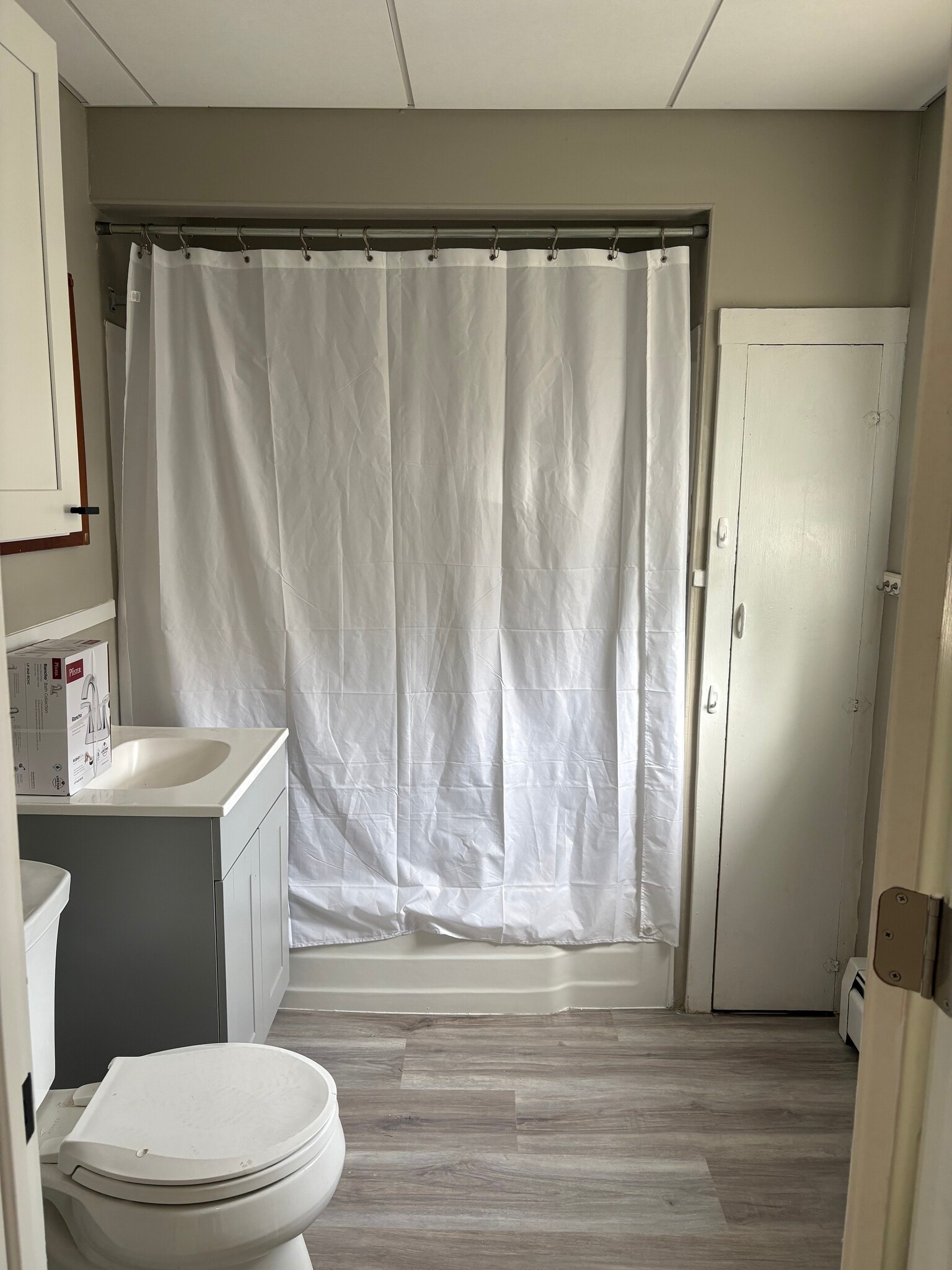 Bathroom - 1107 Bridge St