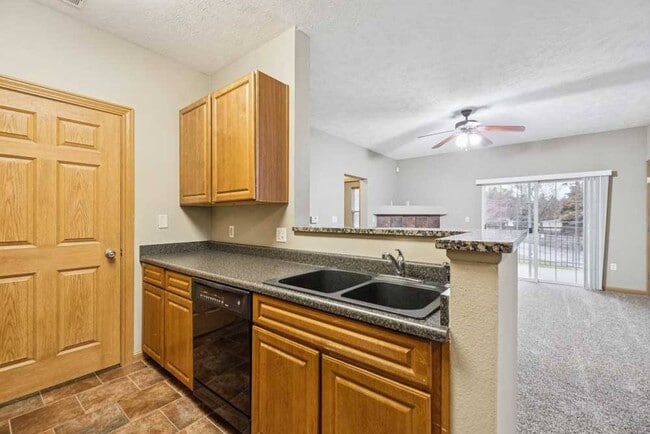 Floorplan - Stone Ridge Estates Apartments & Duplexes