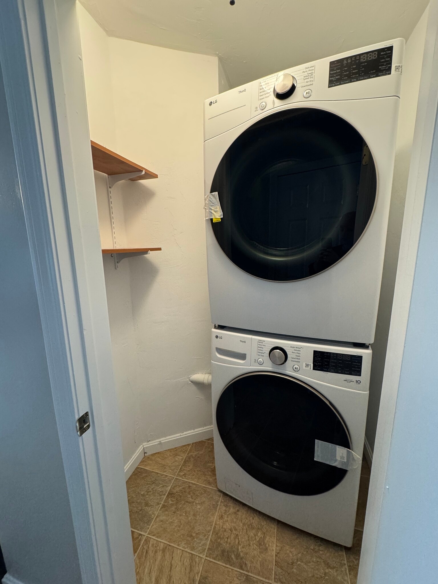 Building Photo - 49 Church St