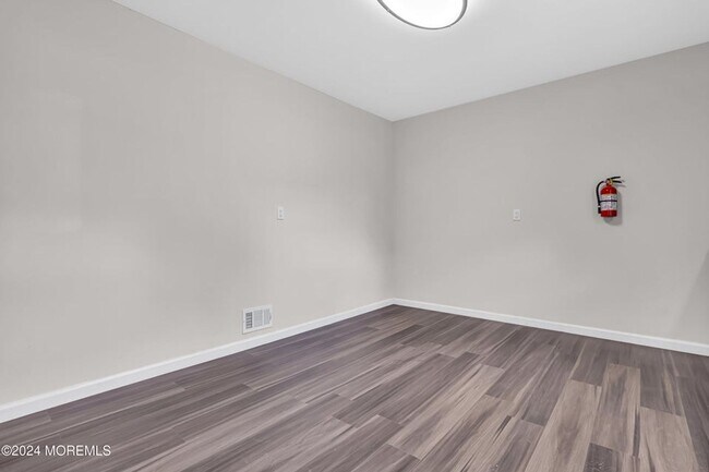 Building Photo - 152 Clifford B Wright St