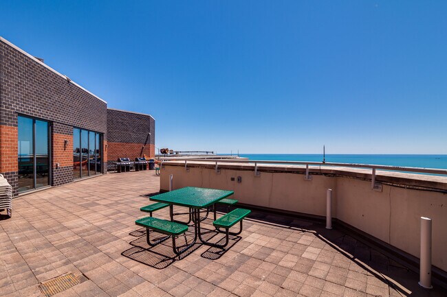 Building Photo - 3660 N Lake Shore Dr