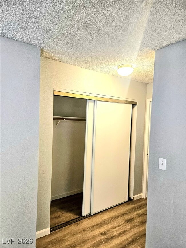 Building Photo - 113 Menta Ct