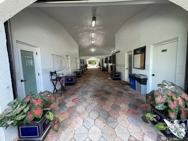 Building Photo - 14372 Equestrian Way