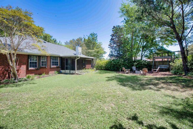 Building Photo - 2642 Barefoot Creek Cir