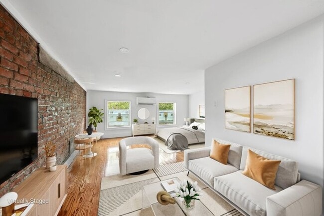 Building Photo - 105 St Felix St