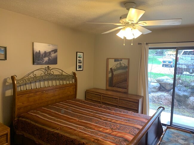 Building Photo - 3615 N Wolf Creek Dr