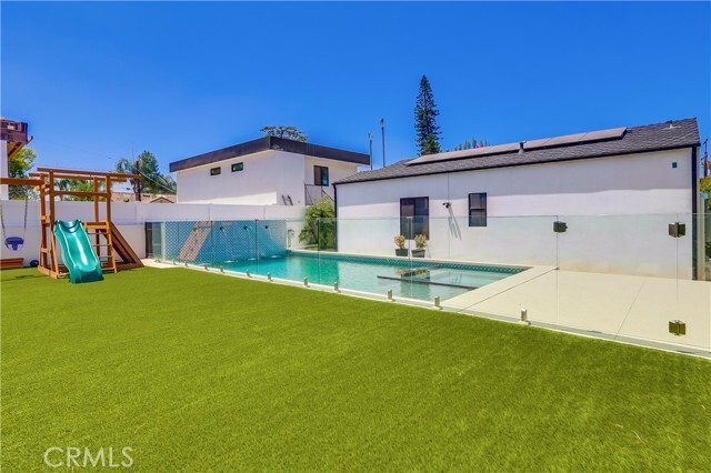 Building Photo - 5109 Bluebell Ave
