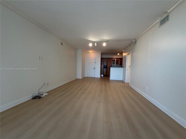 Building Photo - 325 S Biscayne Blvd